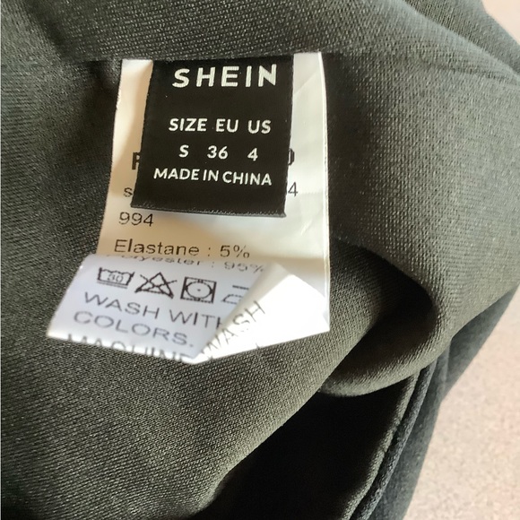 Black Split Hem Mini skirt - Picture 7 of 7